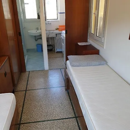 Via Colombo 25 Monolocale Con Terrazzo Апартаменты Бонассола